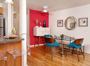 70 Lakeshore Dr #24ELS, Hampton, VA 23666