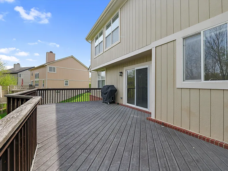 31216 Kingswood Blvd — Photo 48