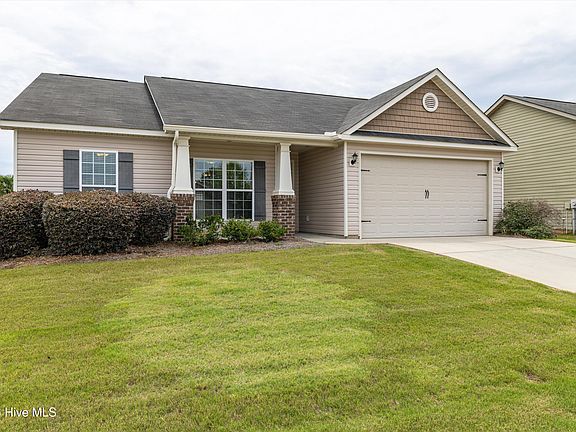 5th image of 907 Westlawn Drive