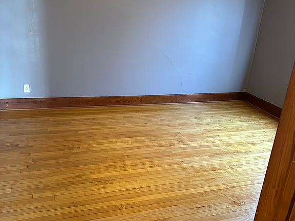 4th image of 1102 Eastern Ave