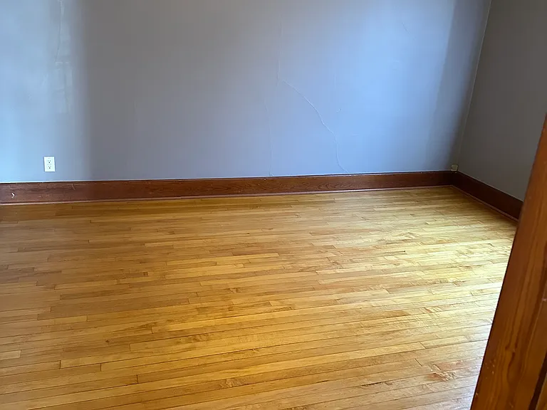 1102 Eastern Ave — Photo 4
