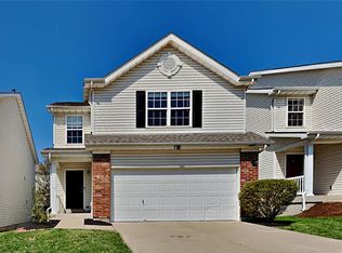 1615 Hurstborough Manor Dr, Hazelwood, MO