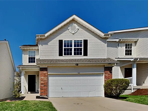 1615 Hurstborough Manor Dr, Hazelwood, MO 63042