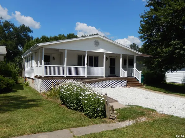 330 W State St, Good Hope, IL 61438