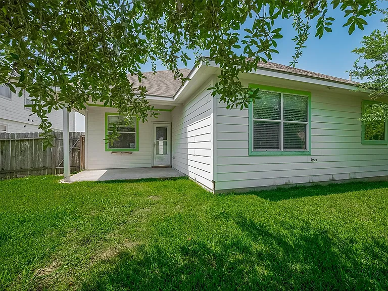 21406 Rioja Bluff Ln — Photo 36