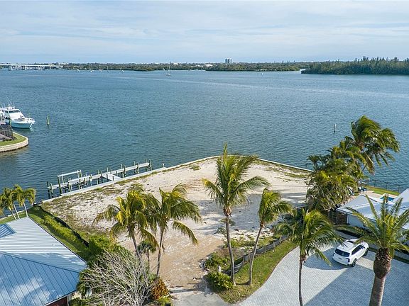 3rd image of 3 Sailfish Rd