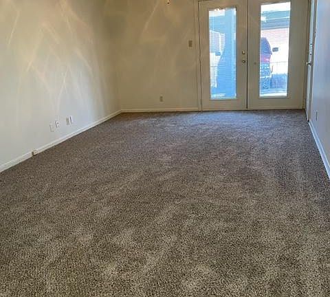 5th image of 900 S Avondale St #4c66b933b