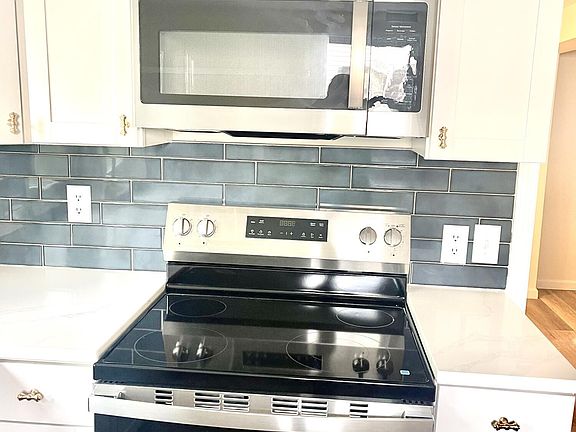 5th image of 317 Lynn Ave