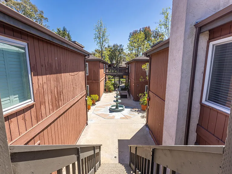 4635 Maytime Ln — Photo 74