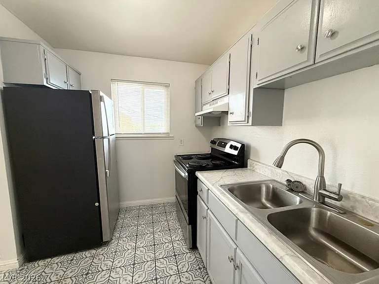 2105 Webster St #3 — Photo 8