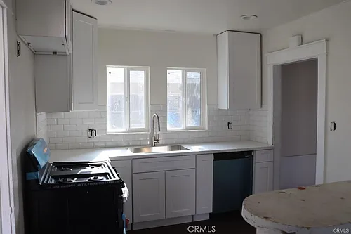 6114 Gifford Ave #C Photo 1
