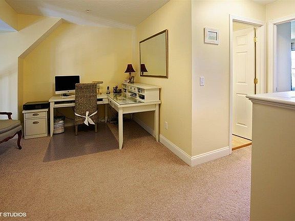 5th image of 23 Twin Oaks Drive #719