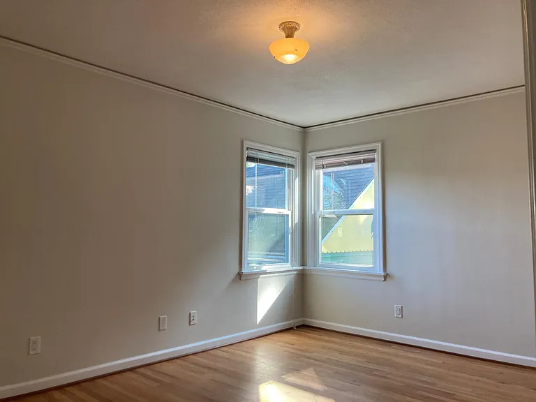 4407 SE Tibbetts St — Photo 12