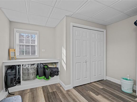 3rd image of 315 Stag Head Dr