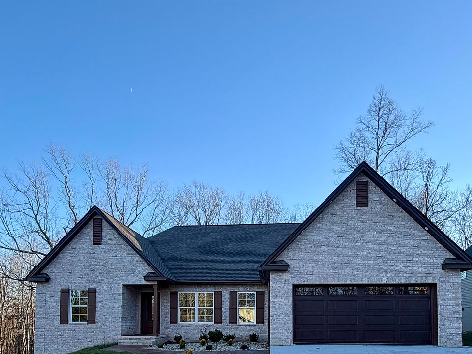 1st image of 630 Lakeview Dr