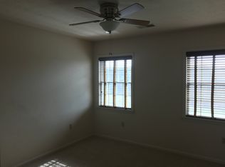 524 Wennington Dr, Chambersburg, PA 17201