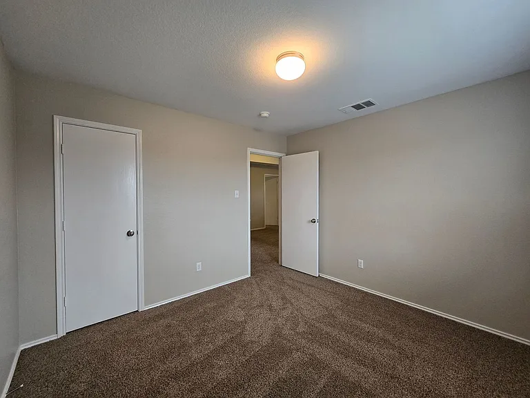 5302 Lyra Dr — Photo 25
