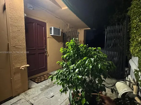 89XX SW 83rd St #1, Miami, FL 33173