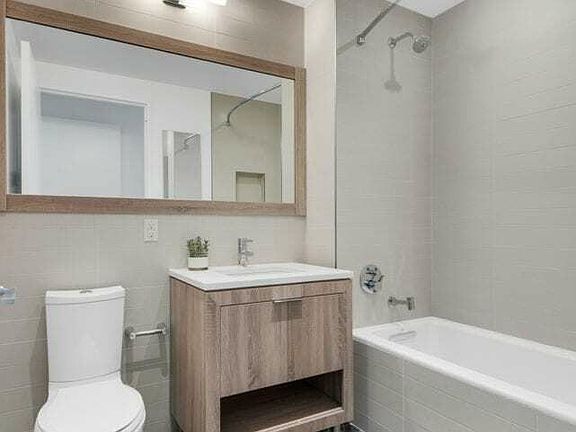 5th image of 4210 27th St APT 11H