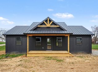 145 Clark St, Russellville, OH