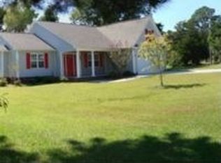 669 Westwood Ct, Swansboro, NC 28584