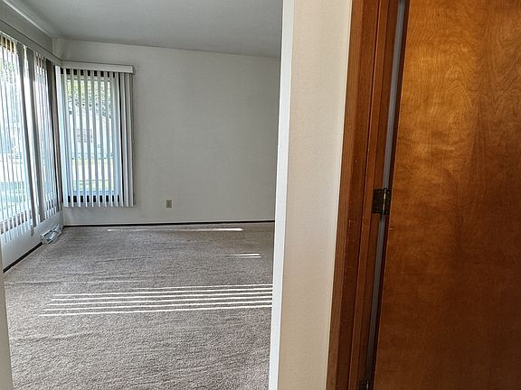 3rd image of 5702 Pleasant Ave #1