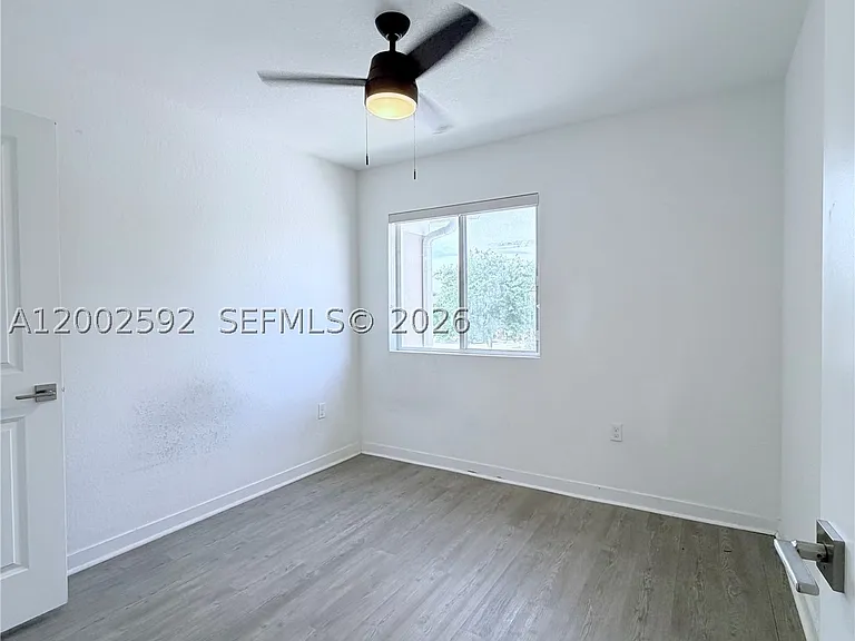 2367 SE 11th St #2367 — Photo 11