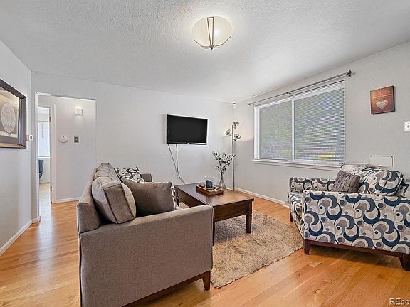 3rd image of 3040 Grape St