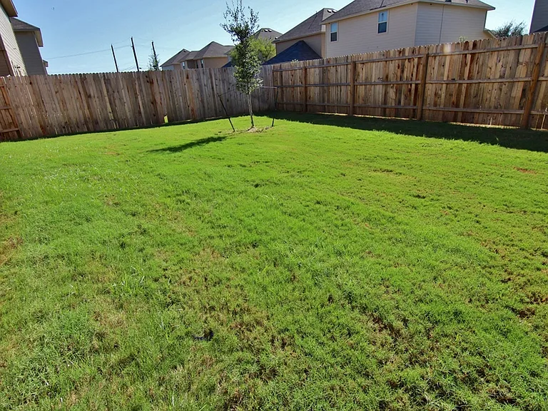 10715 Goose Way — Photo 3