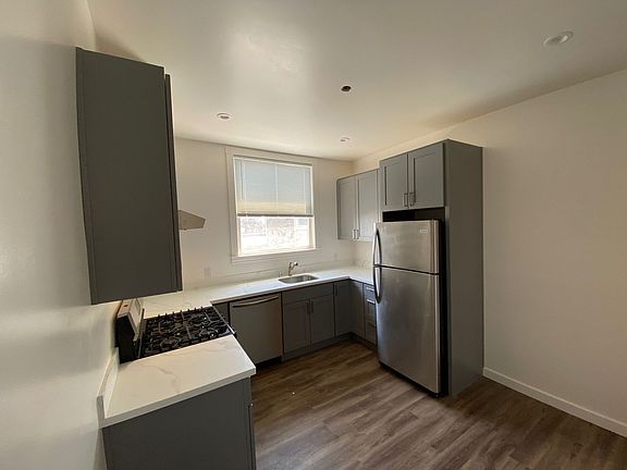2nd image of 1808 Octavia St APT 16