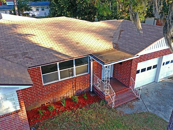 3rd image of 5603 Darlow Ave