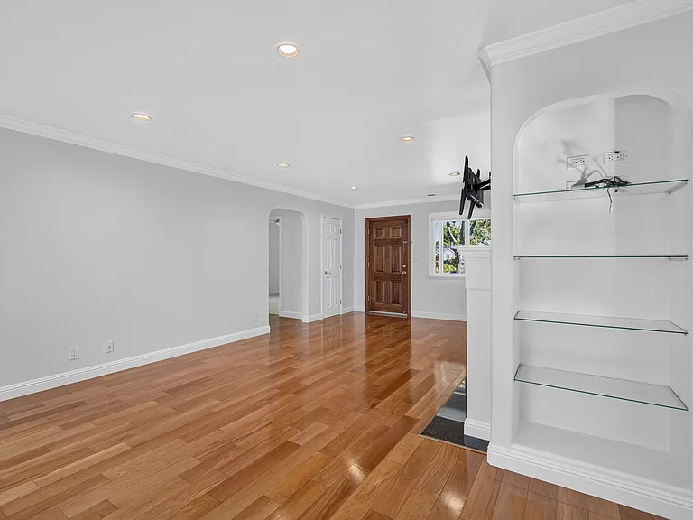879 S Knickerbocker Dr — Photo 6