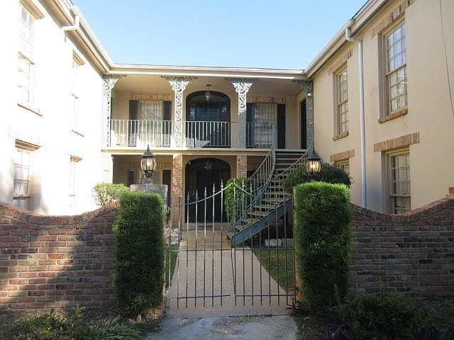 2nd image of 1502 Dauphin Street #6