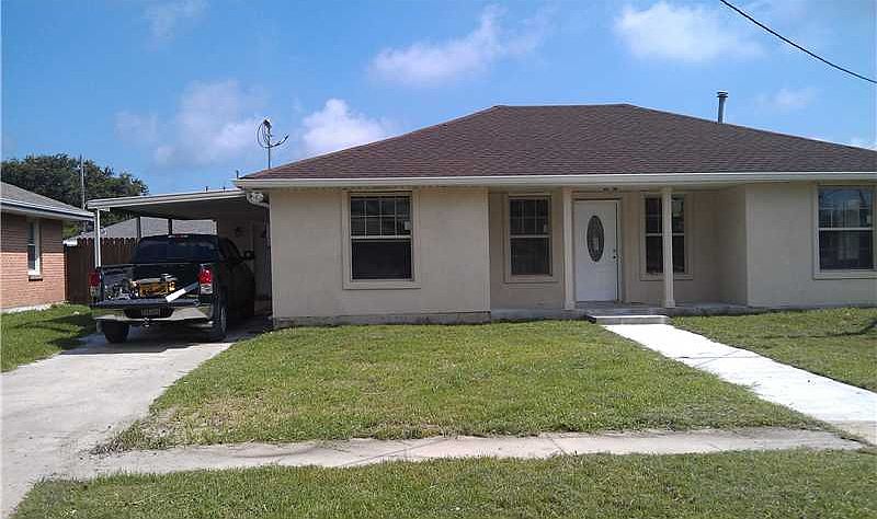 1st image of 1353 Mendez St