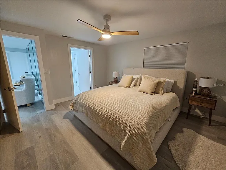 975 Coronado Dr — Photo 7