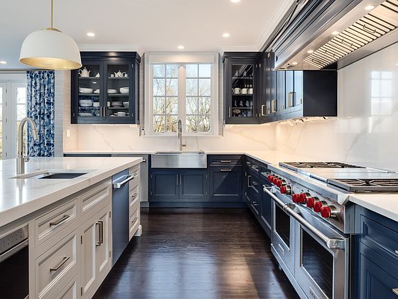 425 Grace Church Street