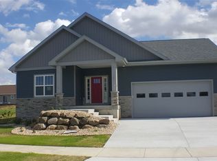 1305 Black Stallion Dr, Madison, WI 53718