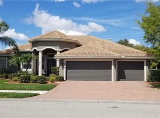 2870 Grazeland Dr, Sarasota, FL 34240