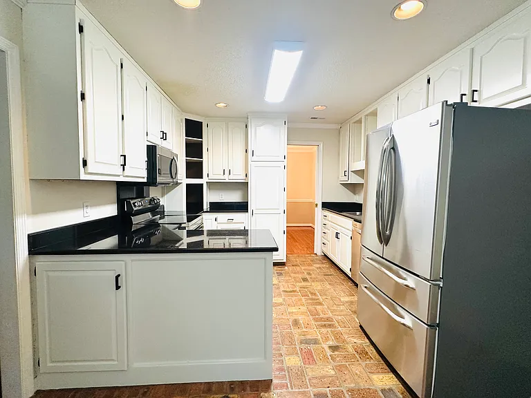 101 Foxwatch Cir — Photo 27