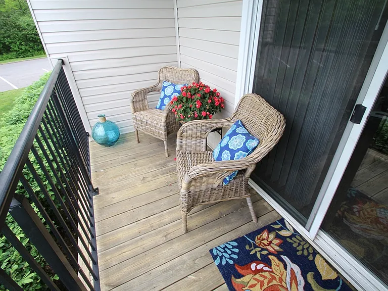 Deer Hill — Photo 41