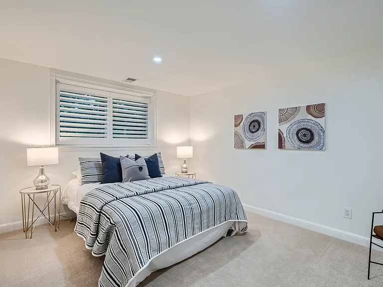 3782 Wonderland Hill Ave — Photo 33