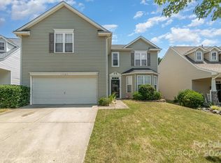 17323 Newlands Corner Ln, Charlotte, NC 28277