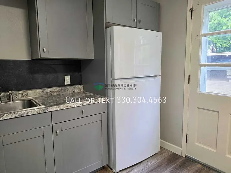 1740 Harvard Ave NW — Photo 3
