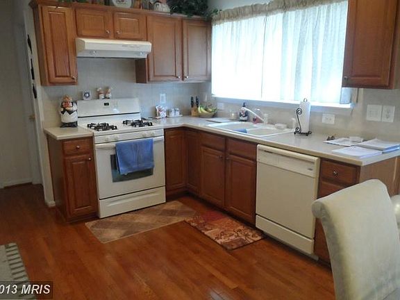 3rd image of 2279 Blue Spruce Dr