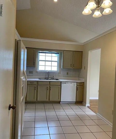 1306 Smoke Rise Ln — Photo 10