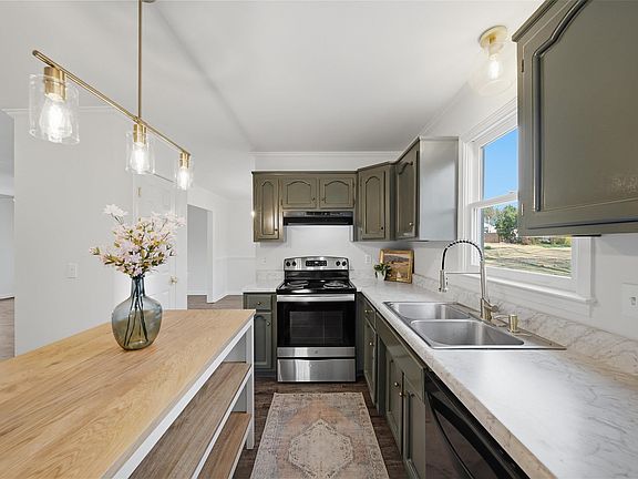 2nd image of 103 Brushy Creek Rd