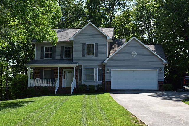 1st image of 388 Crestview Ln