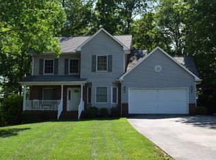 388 Crestview Ln, Millers Creek, NC 28651