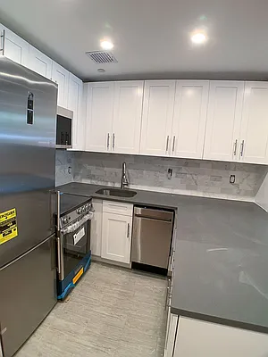 Rented by Francine Realty | media 7