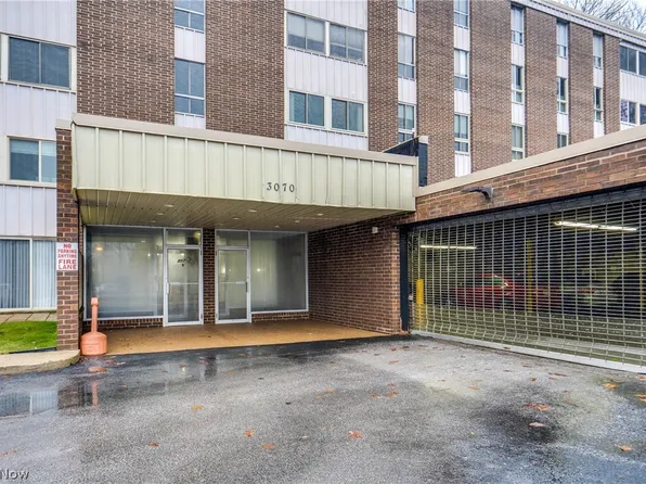 3070 Kent Rd, Stow, OH 44224